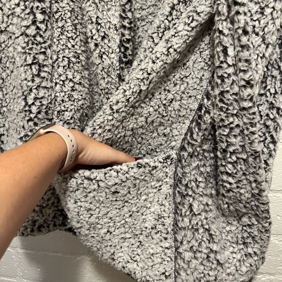 Express One Eleven Fuzzy Jacket - Picture 4 of 6